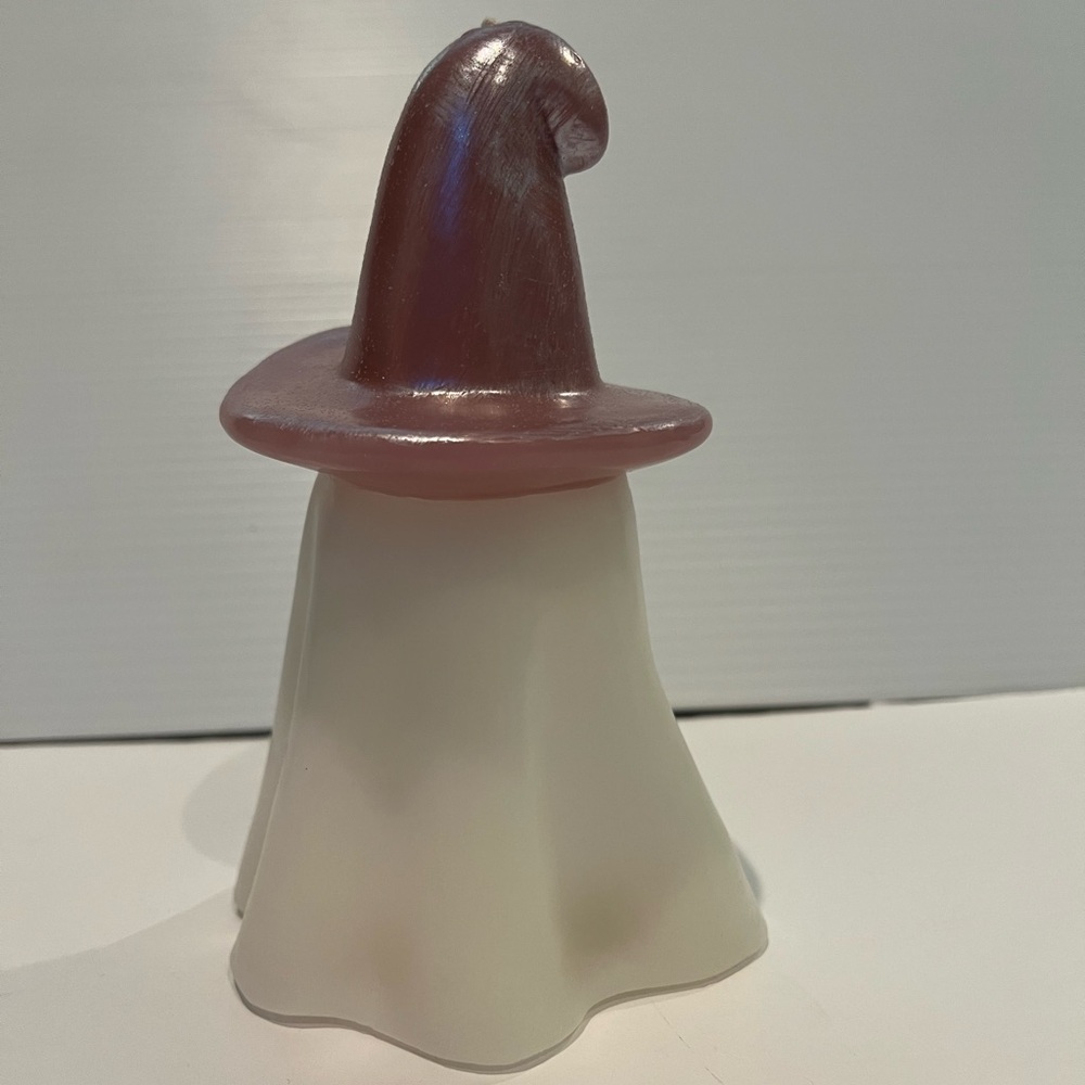 🍁 Cute Cupcakes and Cashmere Ghost with Pink Hat Candle- NWT - Picture 3 of 6